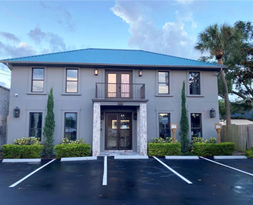 2112 West Kennedy Blvd, Tampa, FL 33606